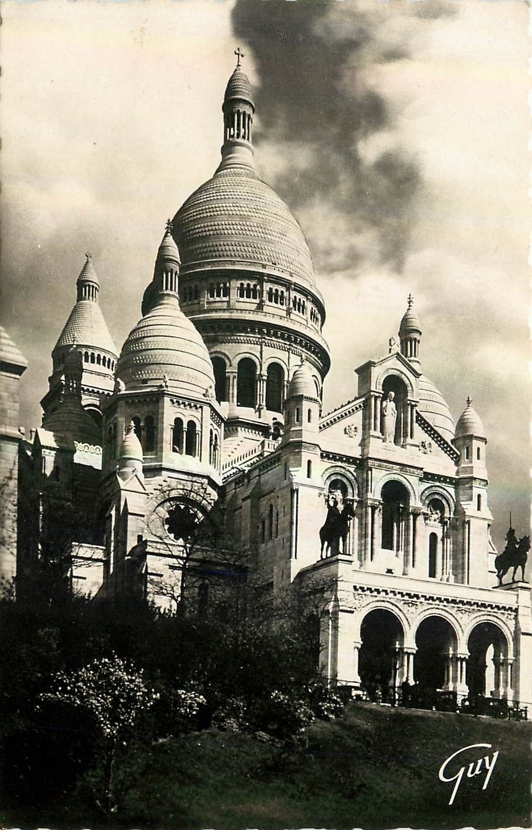 CPA Paris et ses Merveiles Basilique du Sacre Coeur de Montmartre 