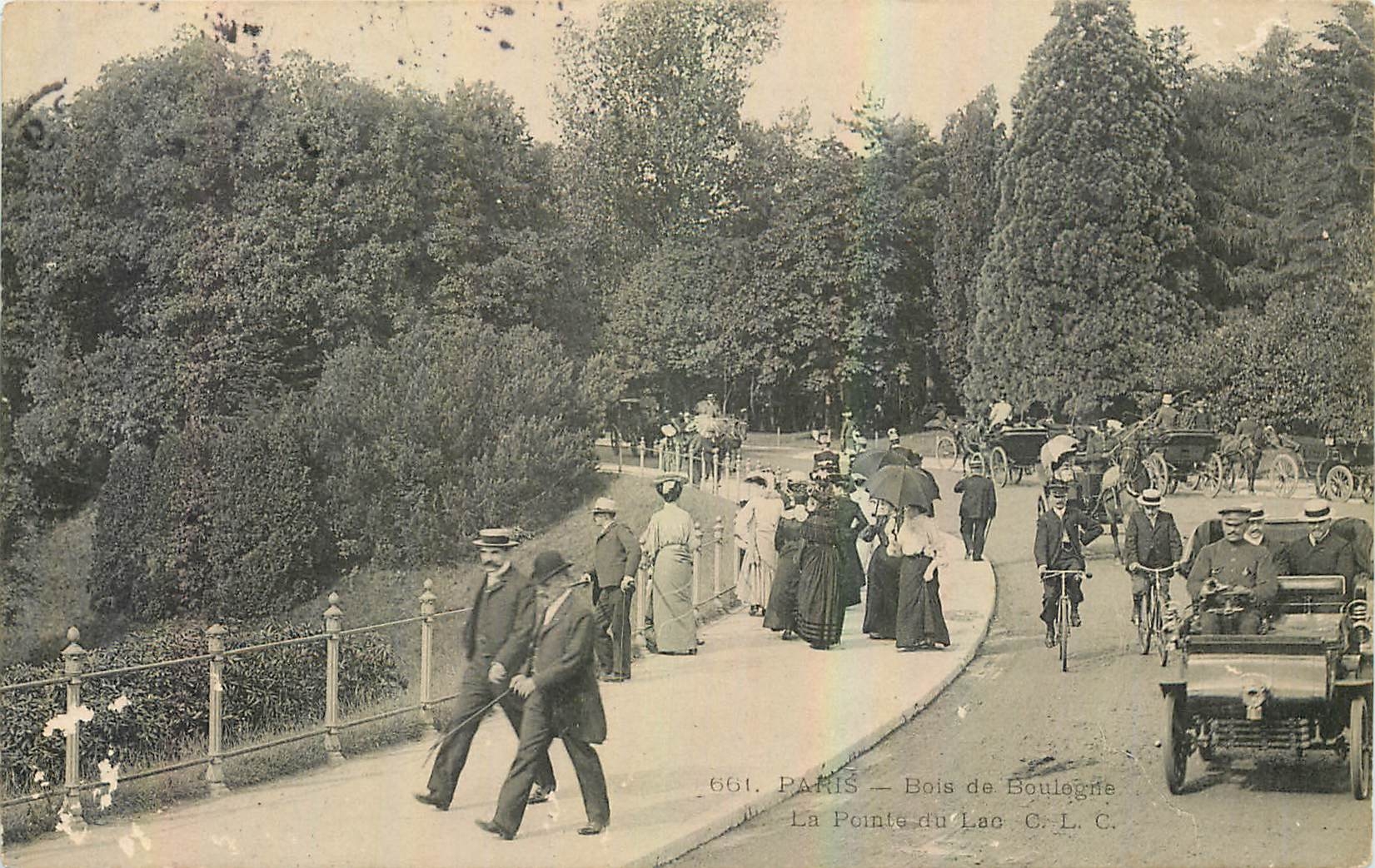 CPA Paris Bois de Boulogne La Pointe du Lac Automobile