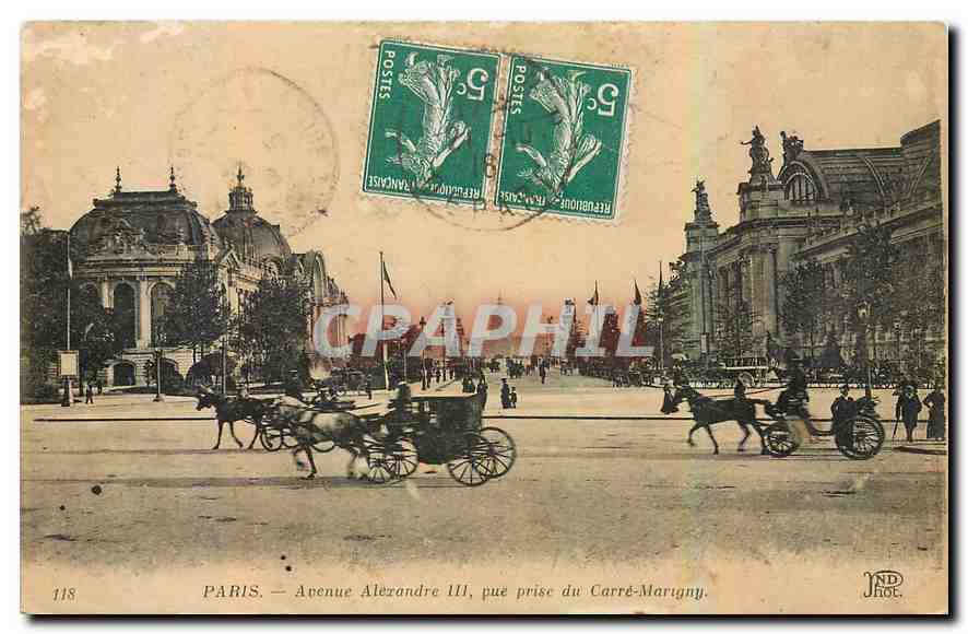 CPA Paris avenue Alexandre III vue prise du carre Marigny 