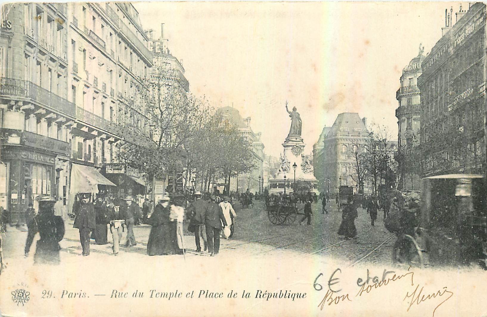 CPA Paris Rue du Temple et place de la Republique 