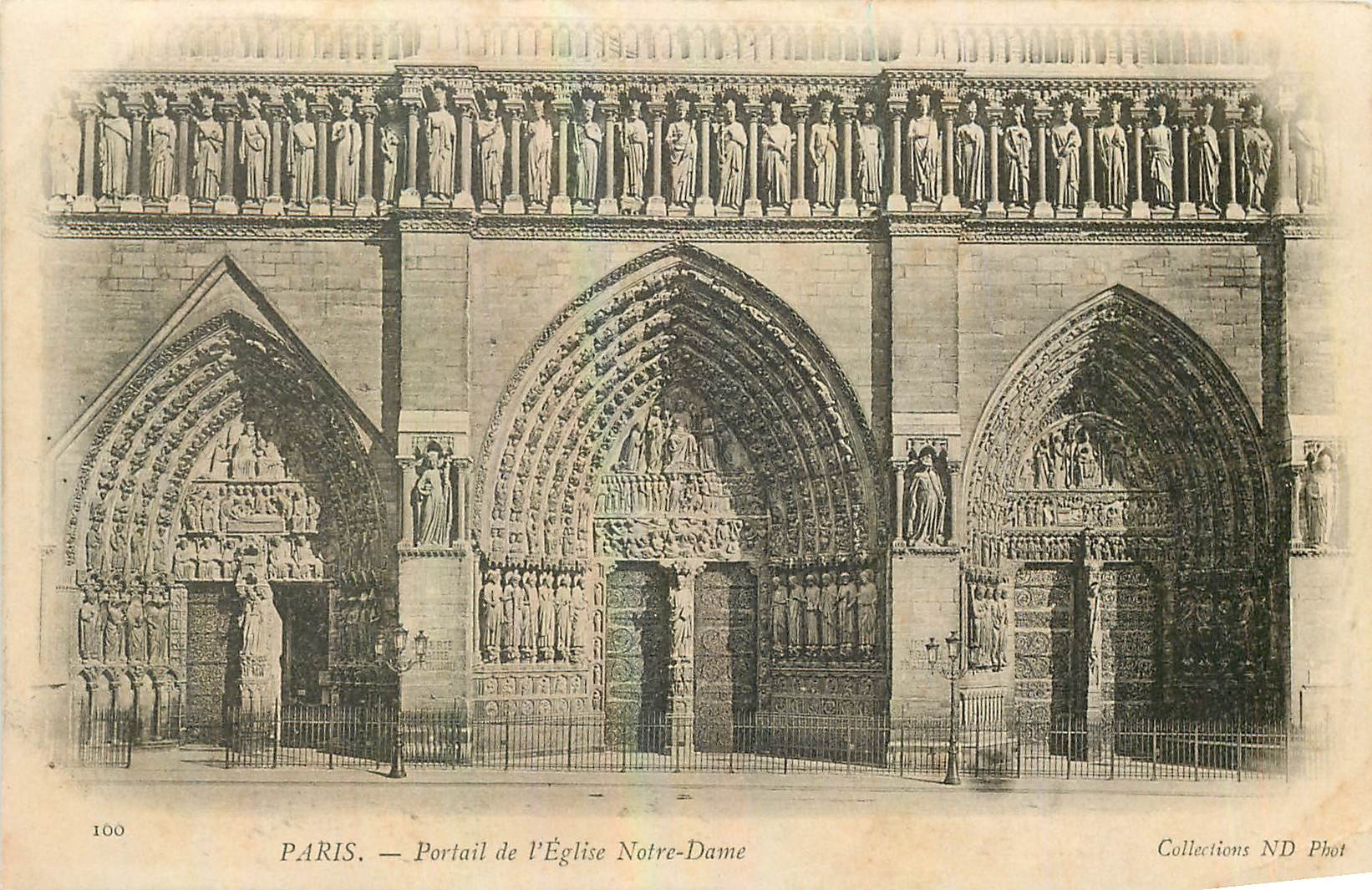 CPA Paris Portail de l'Eglise Notre Dame 