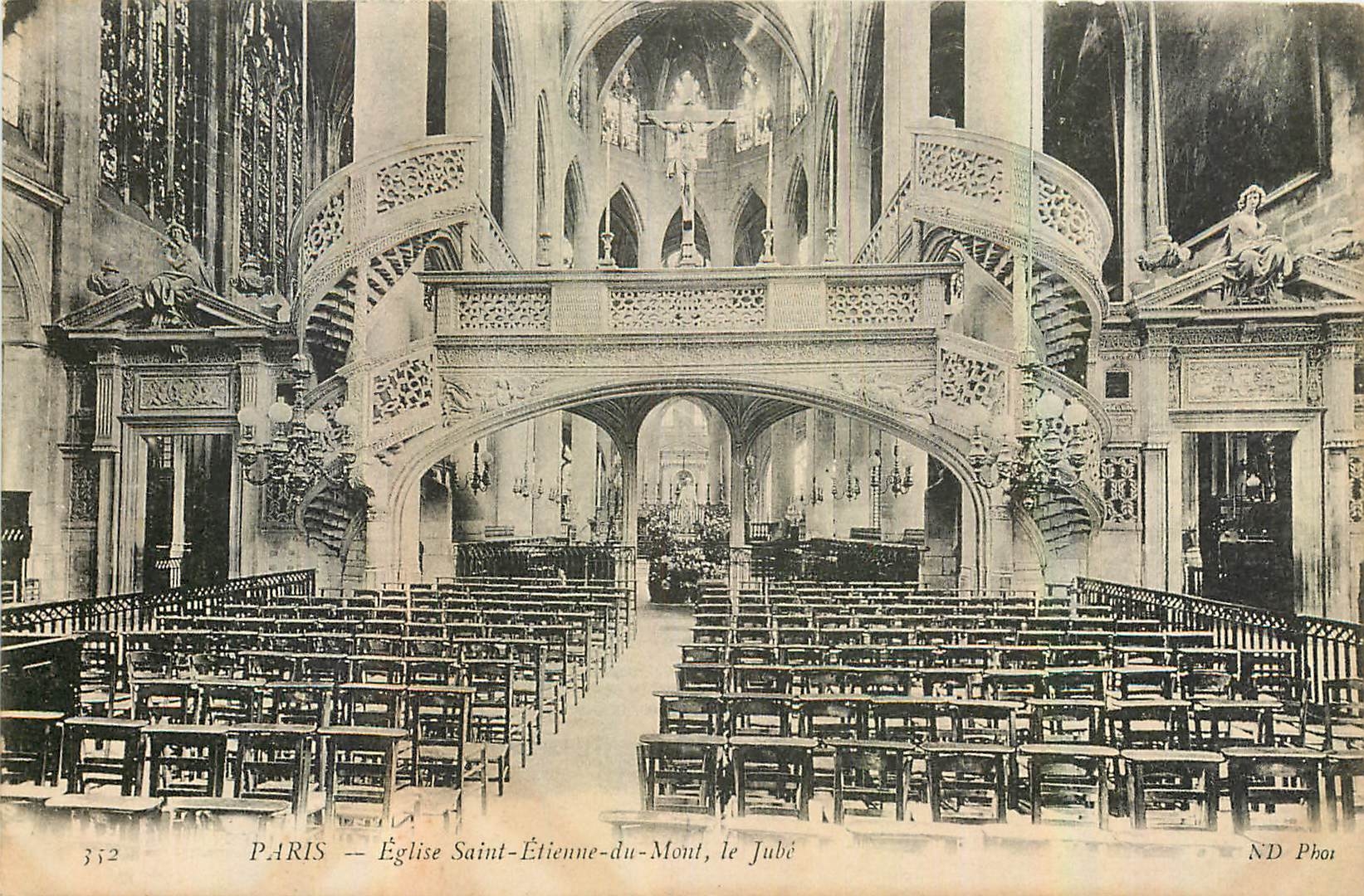 CPA Paris Eglise Saint Etienne du Mond le Jube 