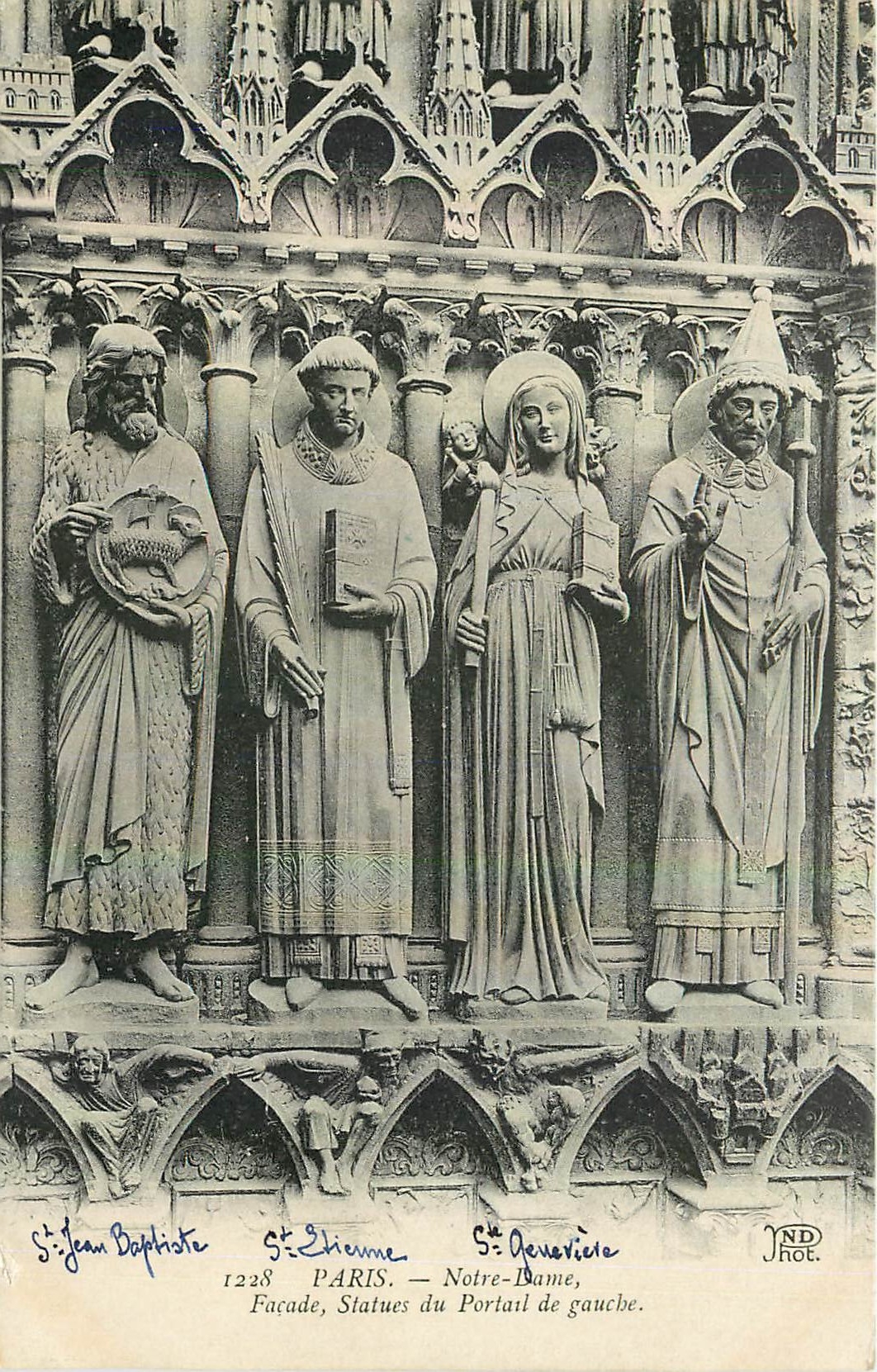 CPA Paris Notre Dame facade statues du Portail de gauche 