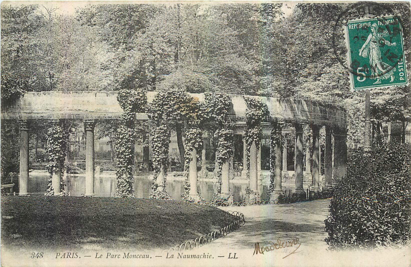 CPA Paris Le Parc Monceau La Naumachie 