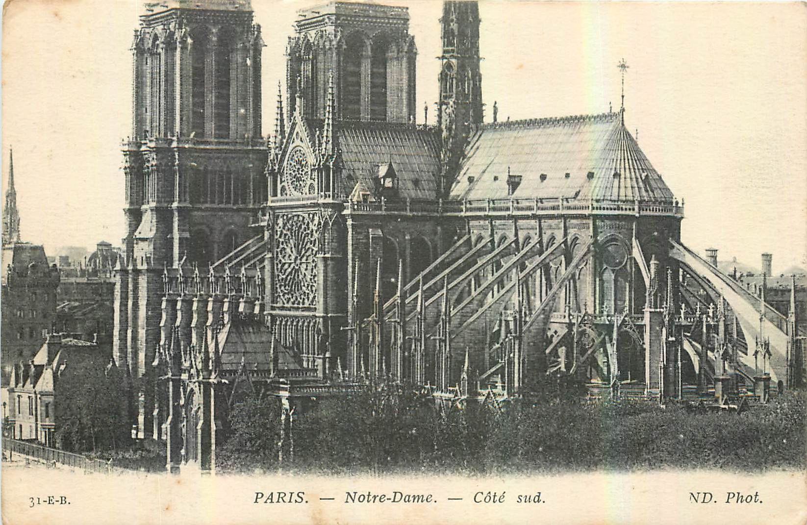 CPA Paris Notre Dame Cote sud 