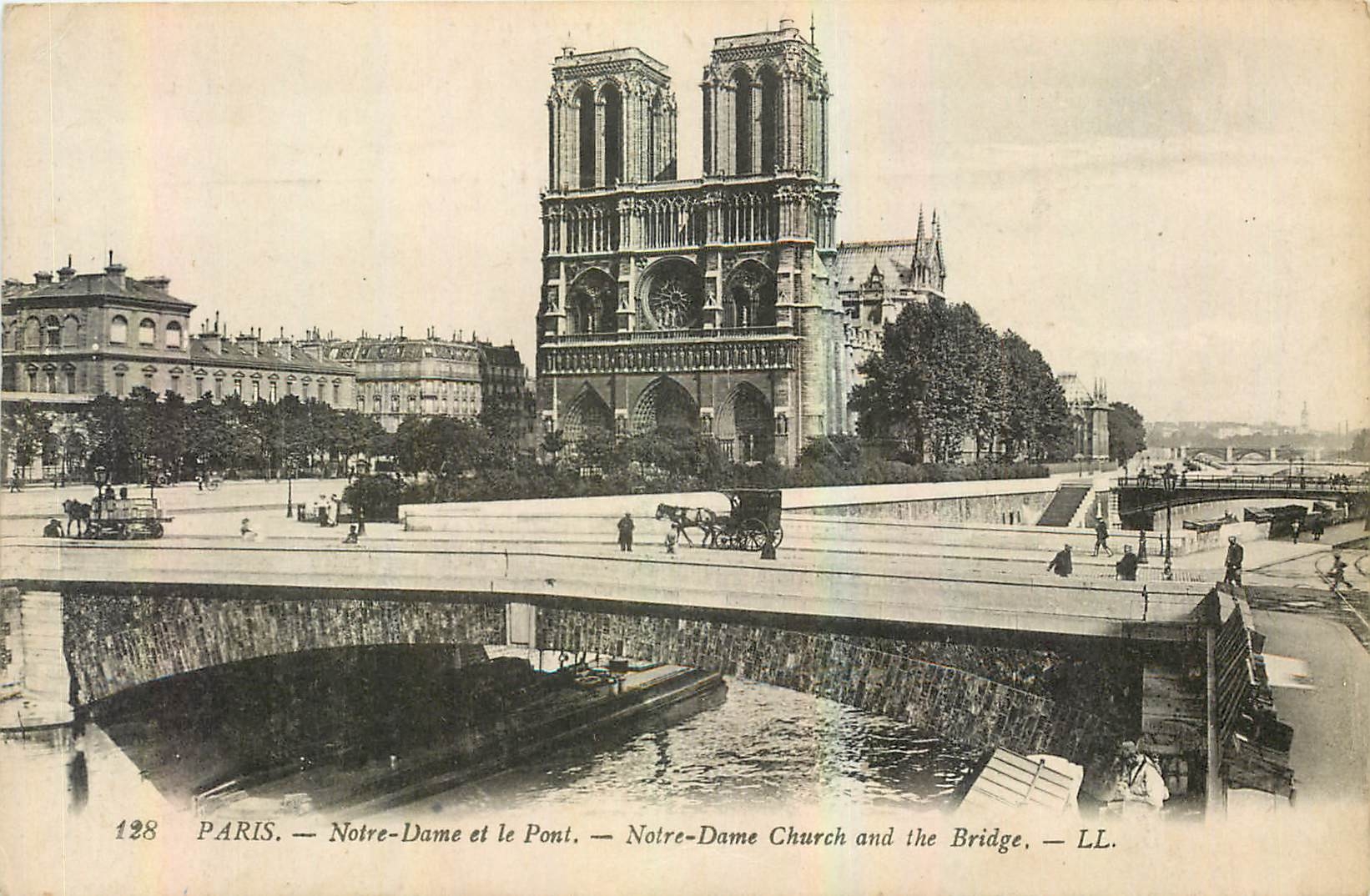 CPA Paris Notre Dame et le Pont 