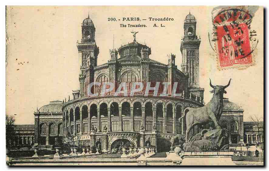 CPA Paris Trocadero Taureau