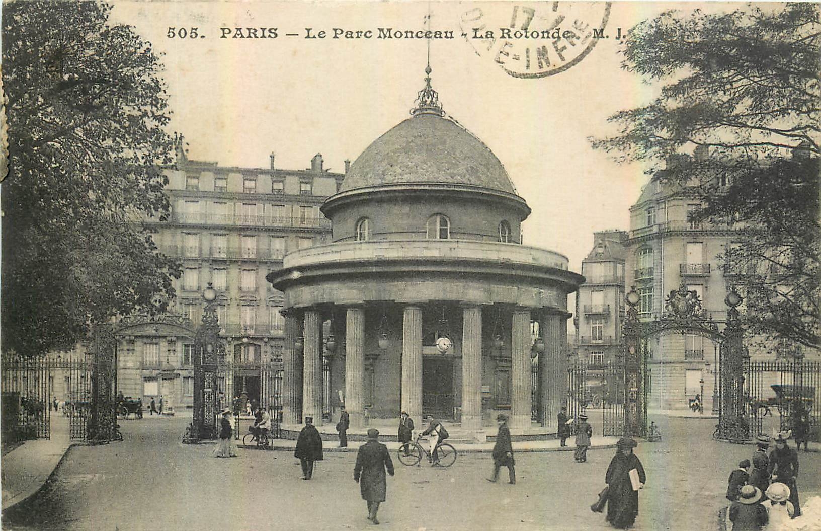 CPA Paris Le Parc Monceau La Rotonde 
