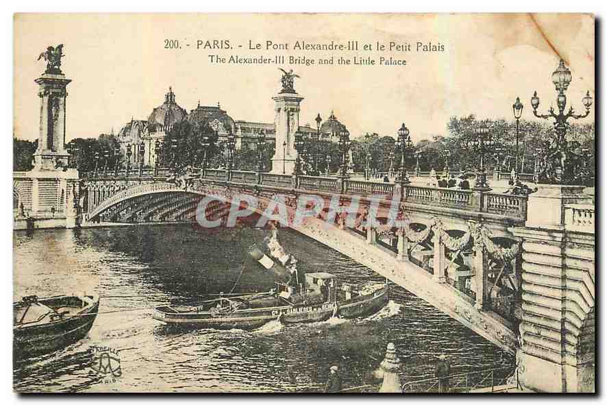 CPA Paris Le Pont Alexandre III et le Petit Palais Bateau