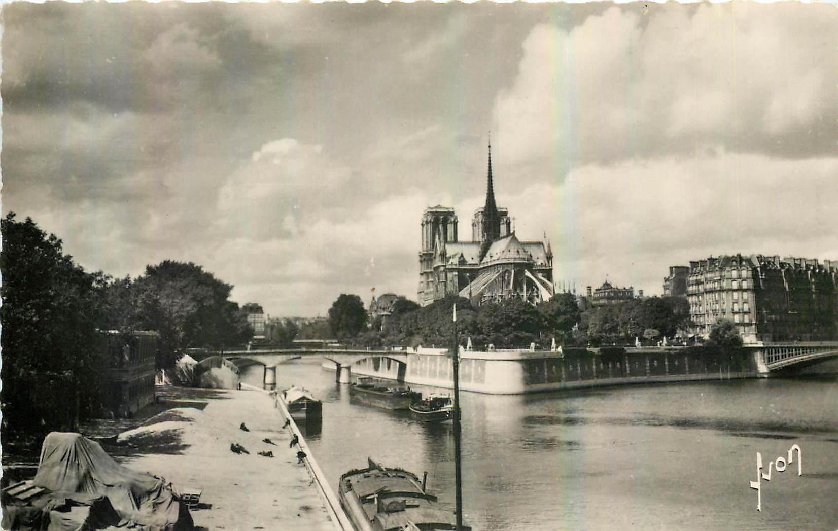 CPA Paris en flanant La Seine au quai de la Tournelle 