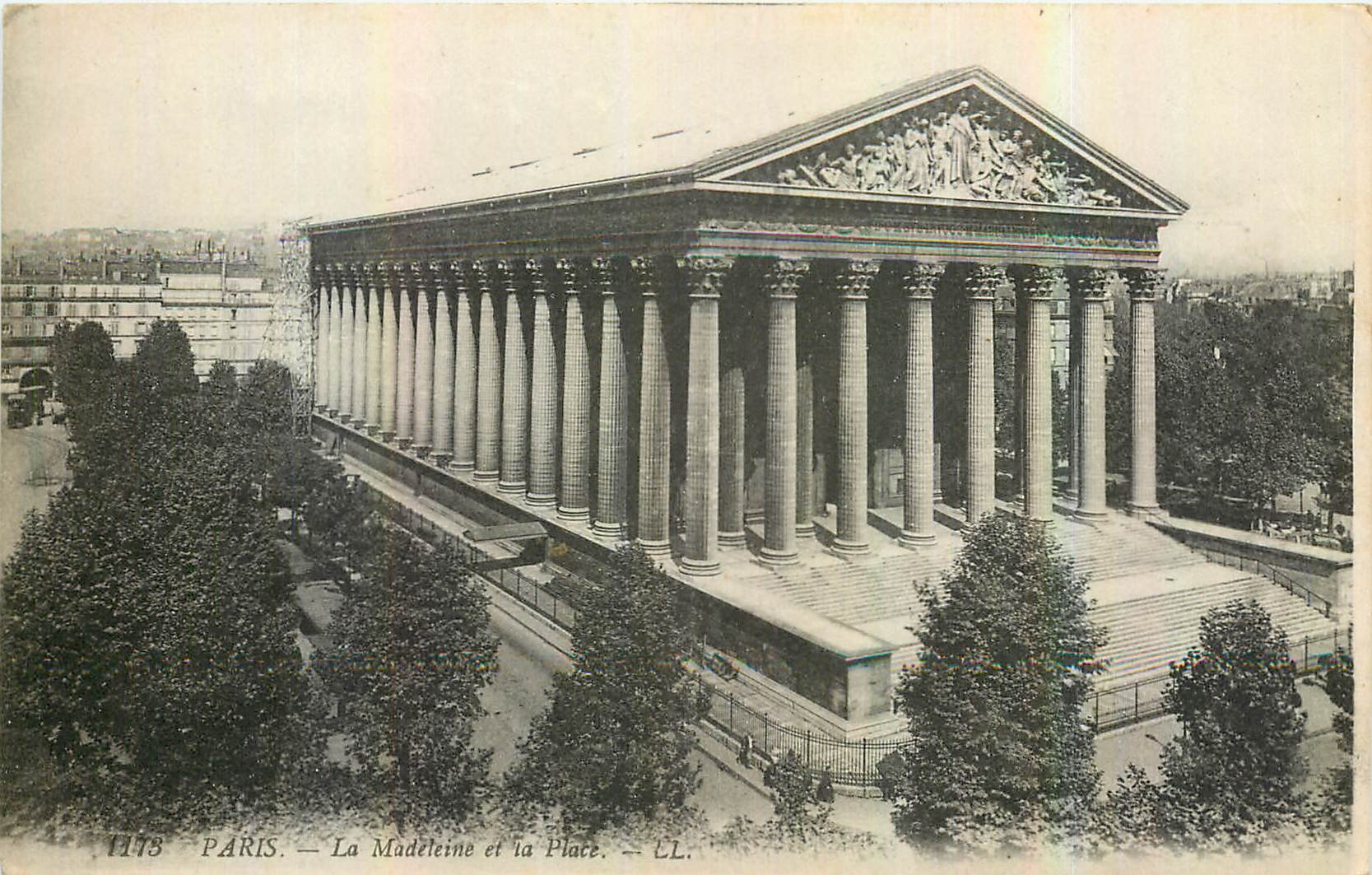 CPA Paris la Madeleine et la Place 