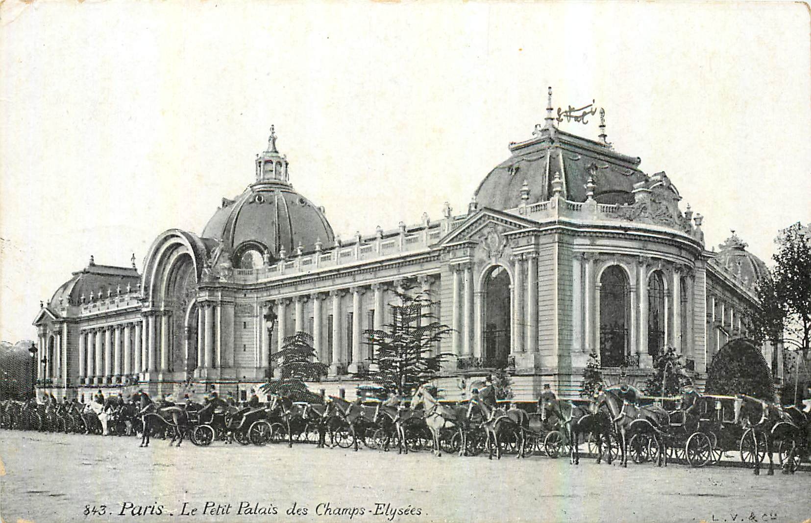 CPA Paris le Petit Palais des Champs Elysees 
