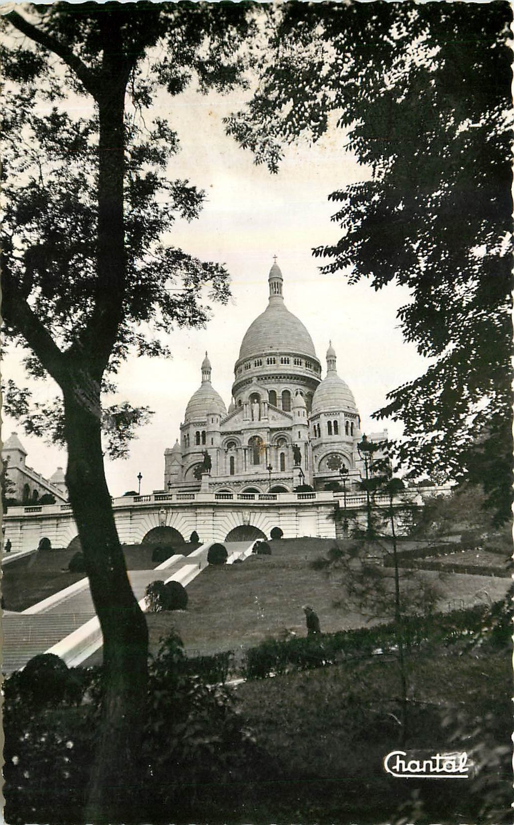 CPA Paris le Sacre Coeur de Montmartre 