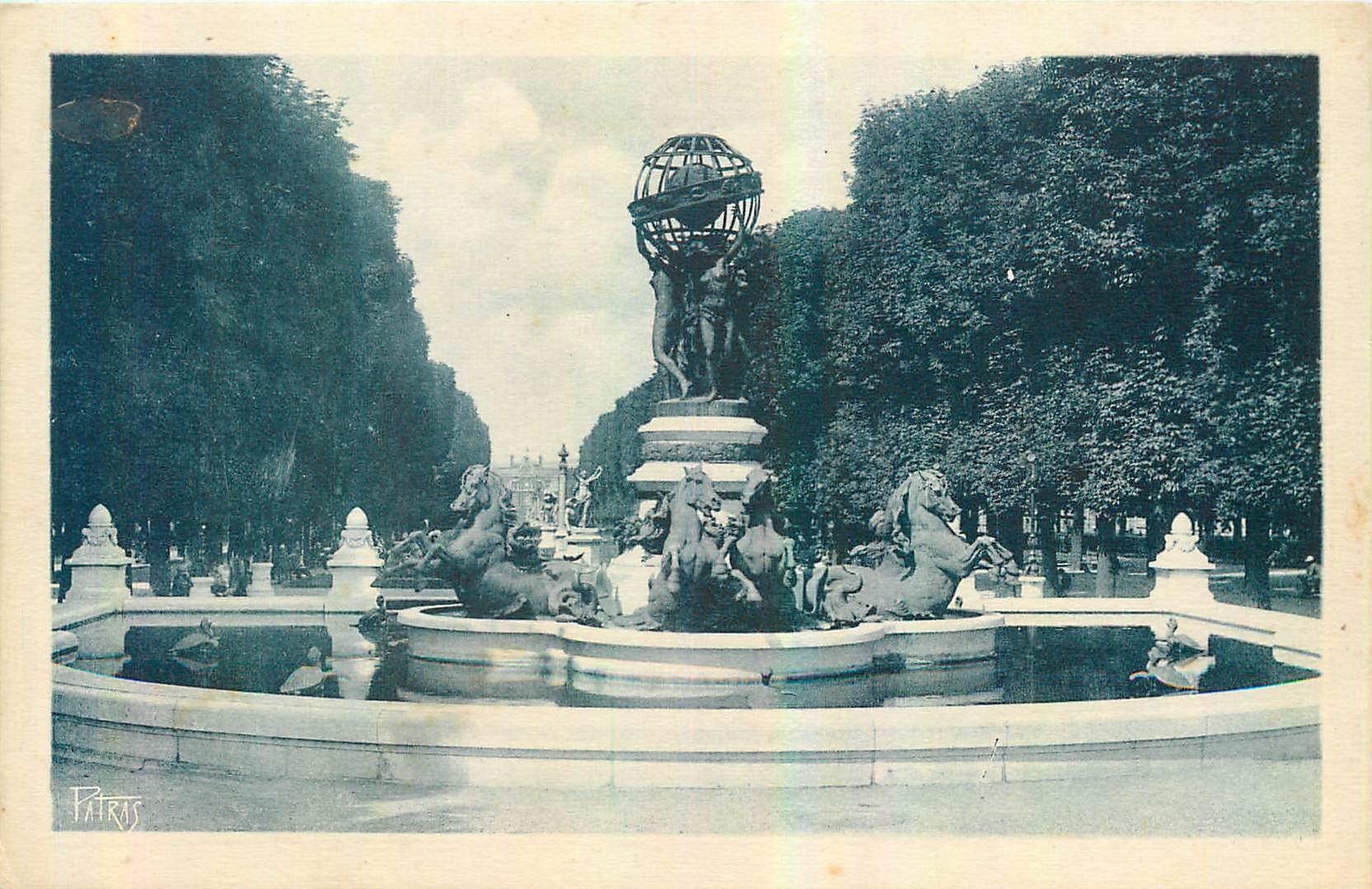 CPA Les Jolis Coins de Paris Fontaine et avenue de l'Observatoire 