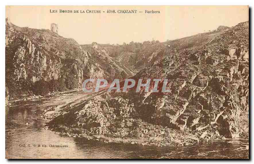 CPA Les bords de la Creuse Crozant Rochers 