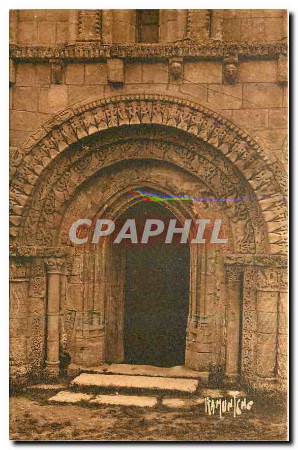 CPA L'Aunis et Saintonge Portail de l'Eglise d'Avy 