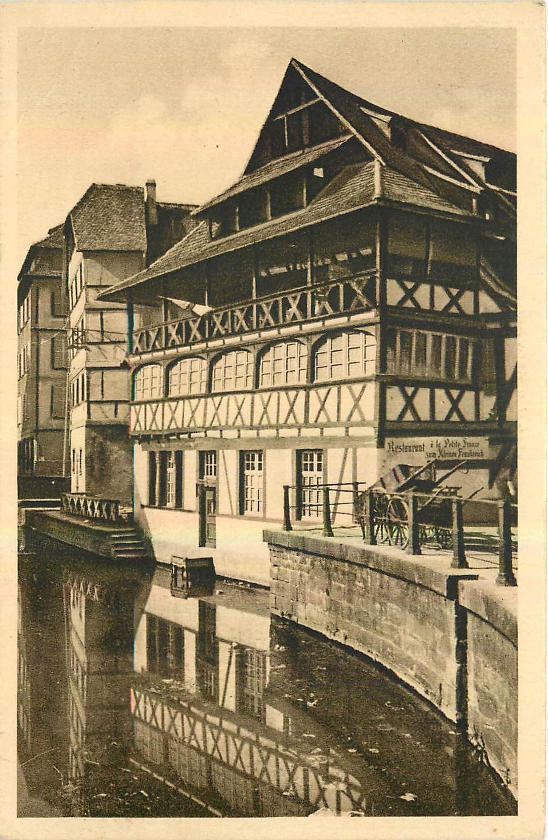 CPA Strasbourg Bain aux Plantes Vieille Maison 