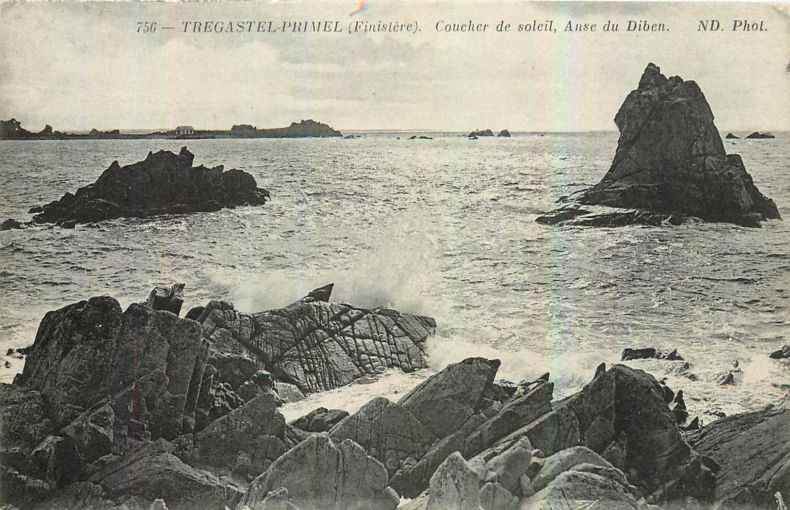 CPA Tregastel Prinel Finistere Coucher de soleil Anse du Diben 