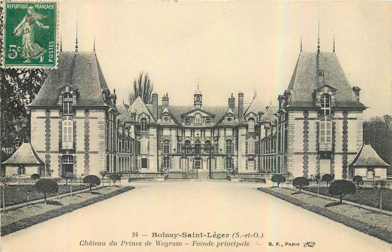 CPA Boissy Saint Leger S et O Chateau du Prince de Wagram Facade principale 