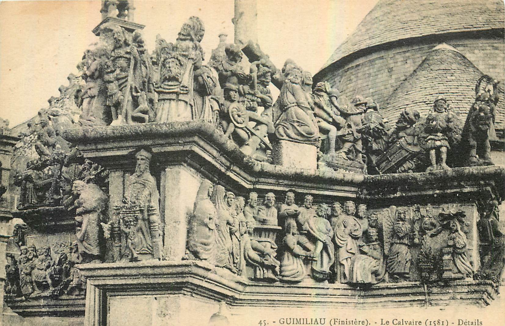 CPA Guimiliau finistere le calvaire details 