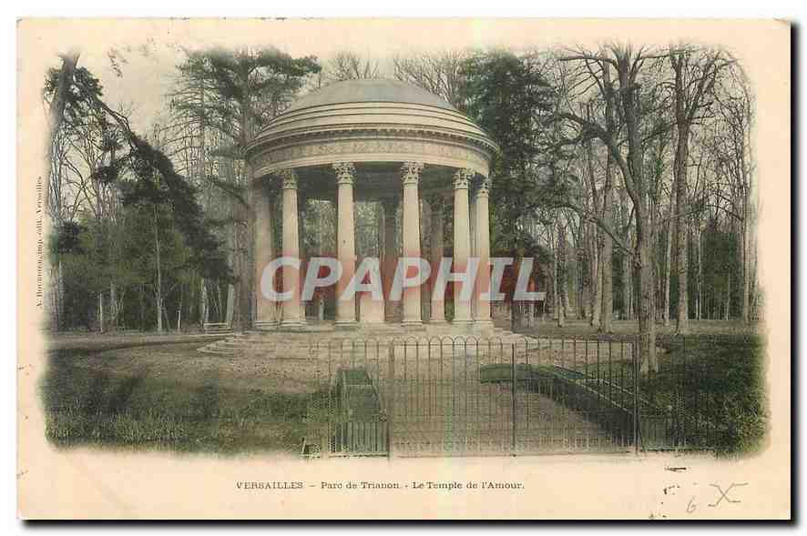 CPA Versailles Parc de Trianon Le Temple de l'Amour 