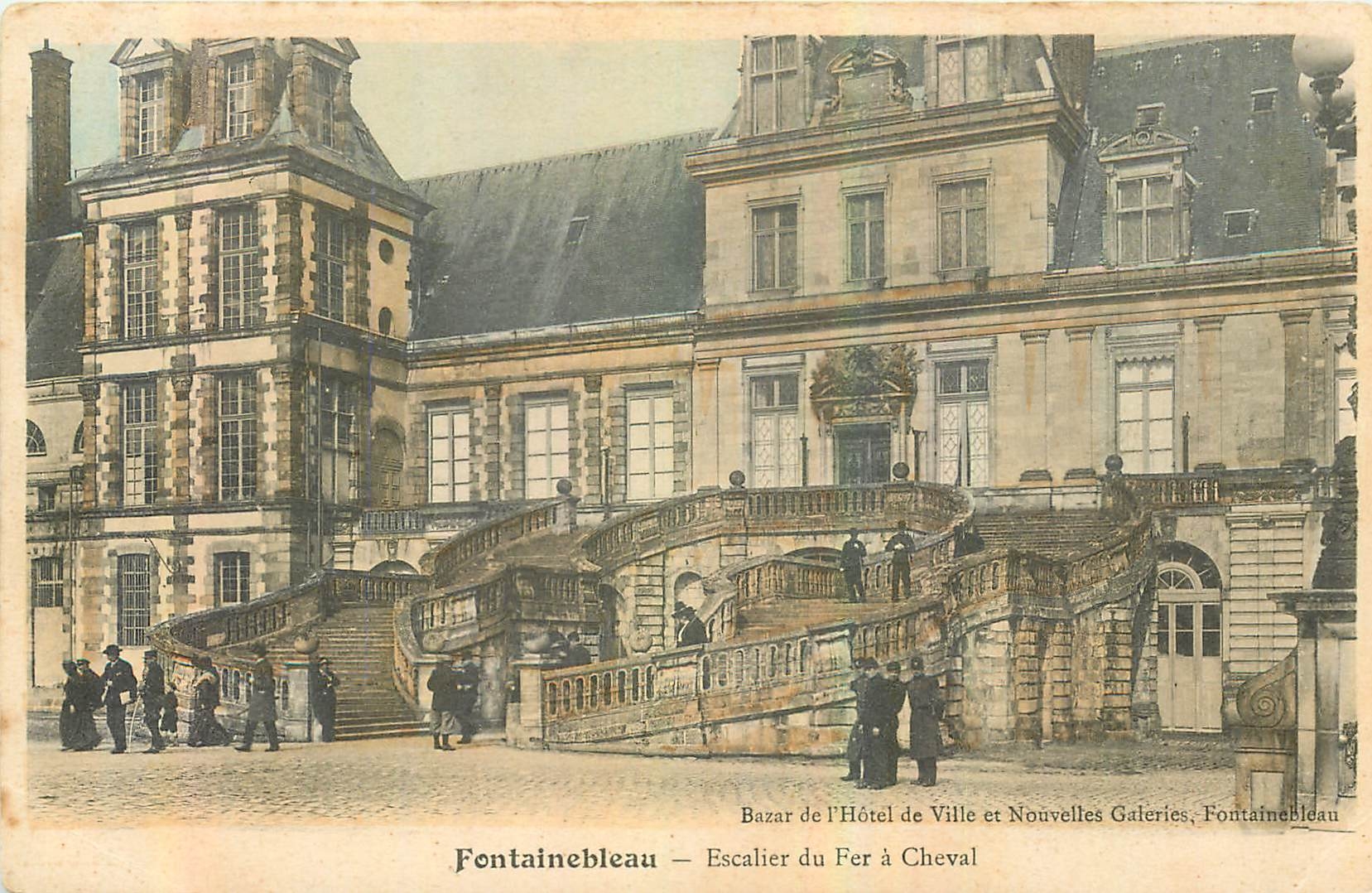 Fontainebleau — Bazar del Ayuntamiento y Nuevas Galerías — Escalera del Fer à Cheval