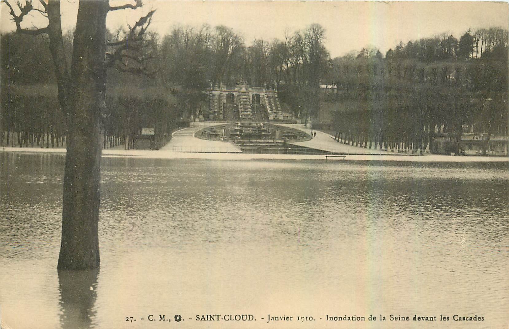 CPA Saint Cloud Janvier Inondation de la Seine devant les Cascades 
