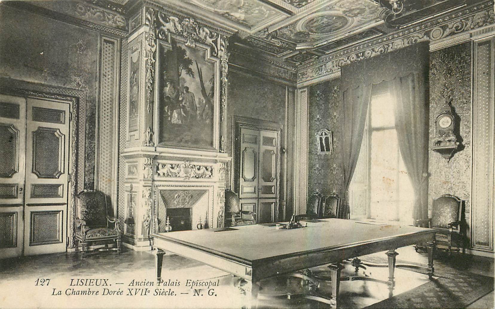 Lisieux — Ancien Palais Épiscopal, La Chambre Dorée XVIIe Siècle — N.G.