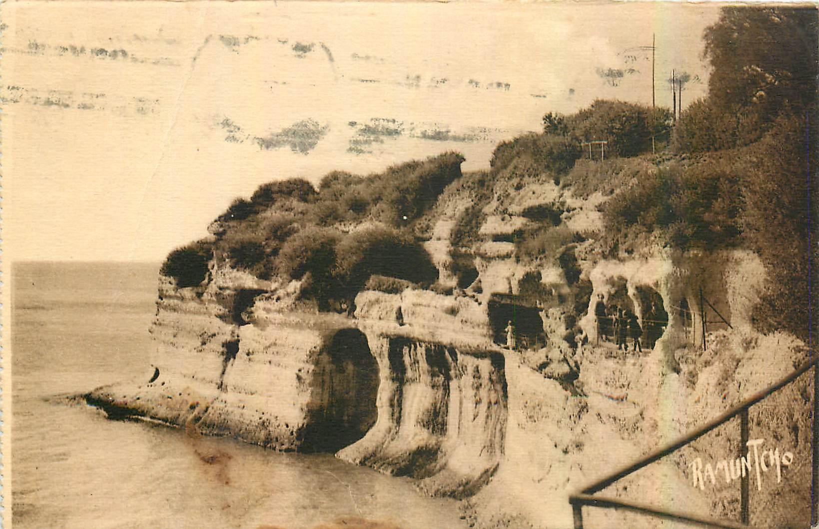 CPA Falaises et Grottes de Fontaines Meschers 