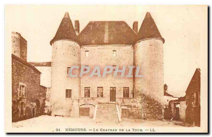CPA Nemours Le Chateau de la Tour 