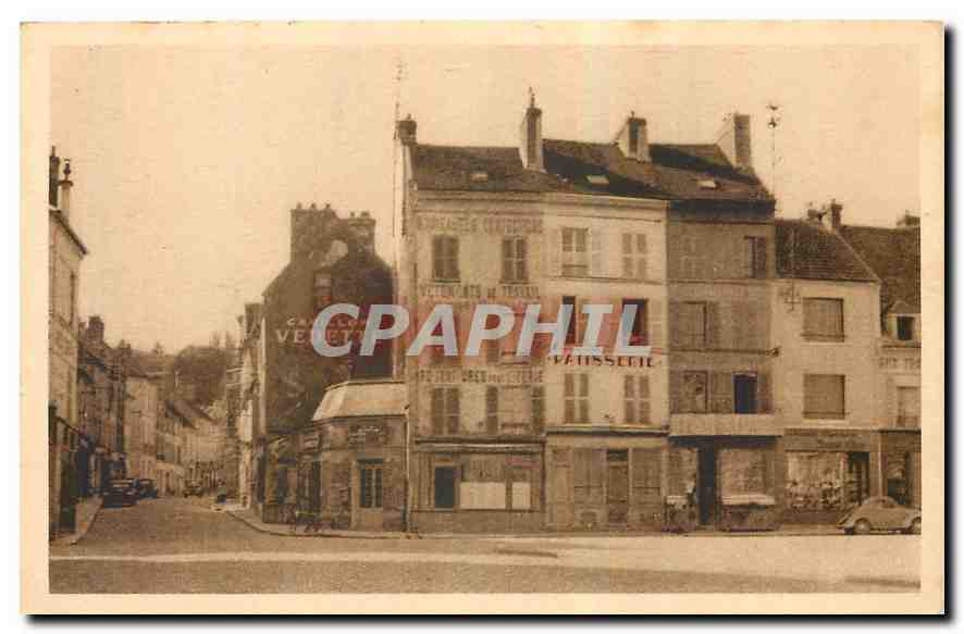 CPA La Ferte sous Jouarre La Place et la Rue de la Gare 