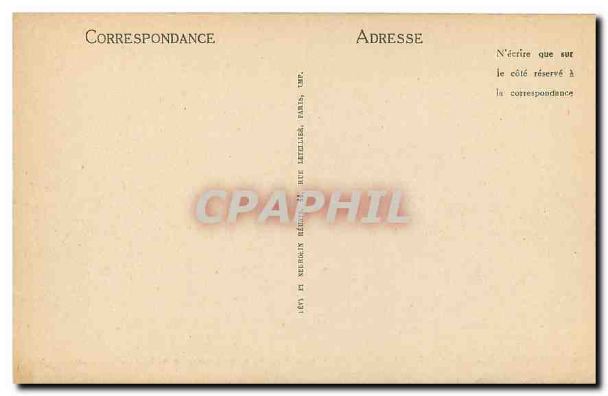 CPA Bois de Boulogne Chateau de Bagatelle Entree de la Cour d'Honneur  — Back