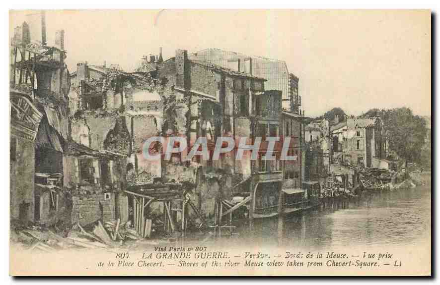 CPA La Grande Guerre Verdun Bords de la Meuse Vue prise de la Place Chevert 