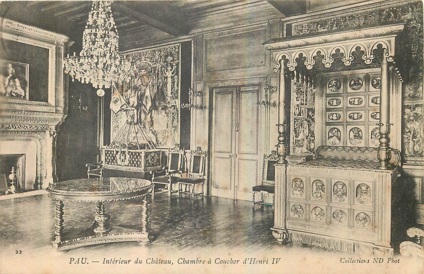 CPA Pau Interieur du Chateau Chambre a Coucher d'Henri IV 