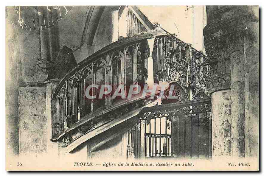 CPA Troyes Eglise de la Madeleine Escalier du Jube 