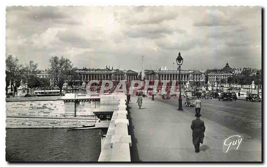 CPA Paris et ses Merveilles Le pont et la place de la Concorde au centre de la Place L'Obelisque de 