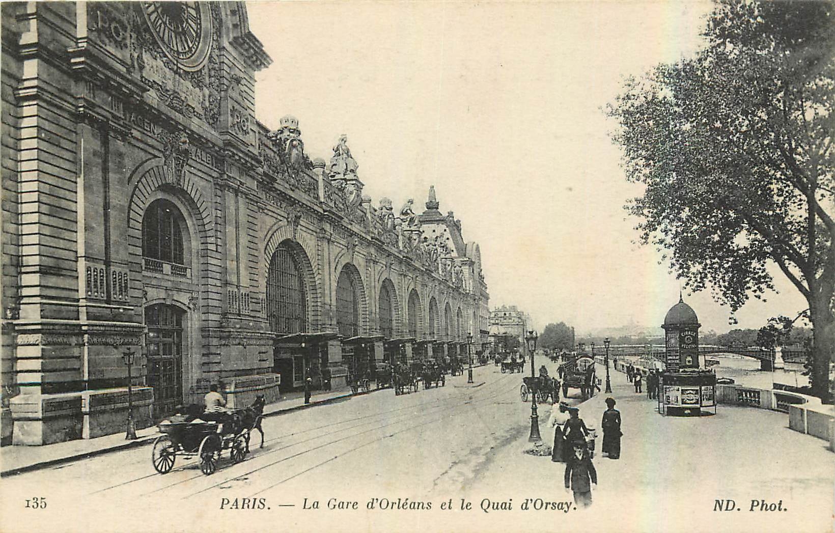 CPA Paris La Gare d'Orleans et le Quai d'Orsay 