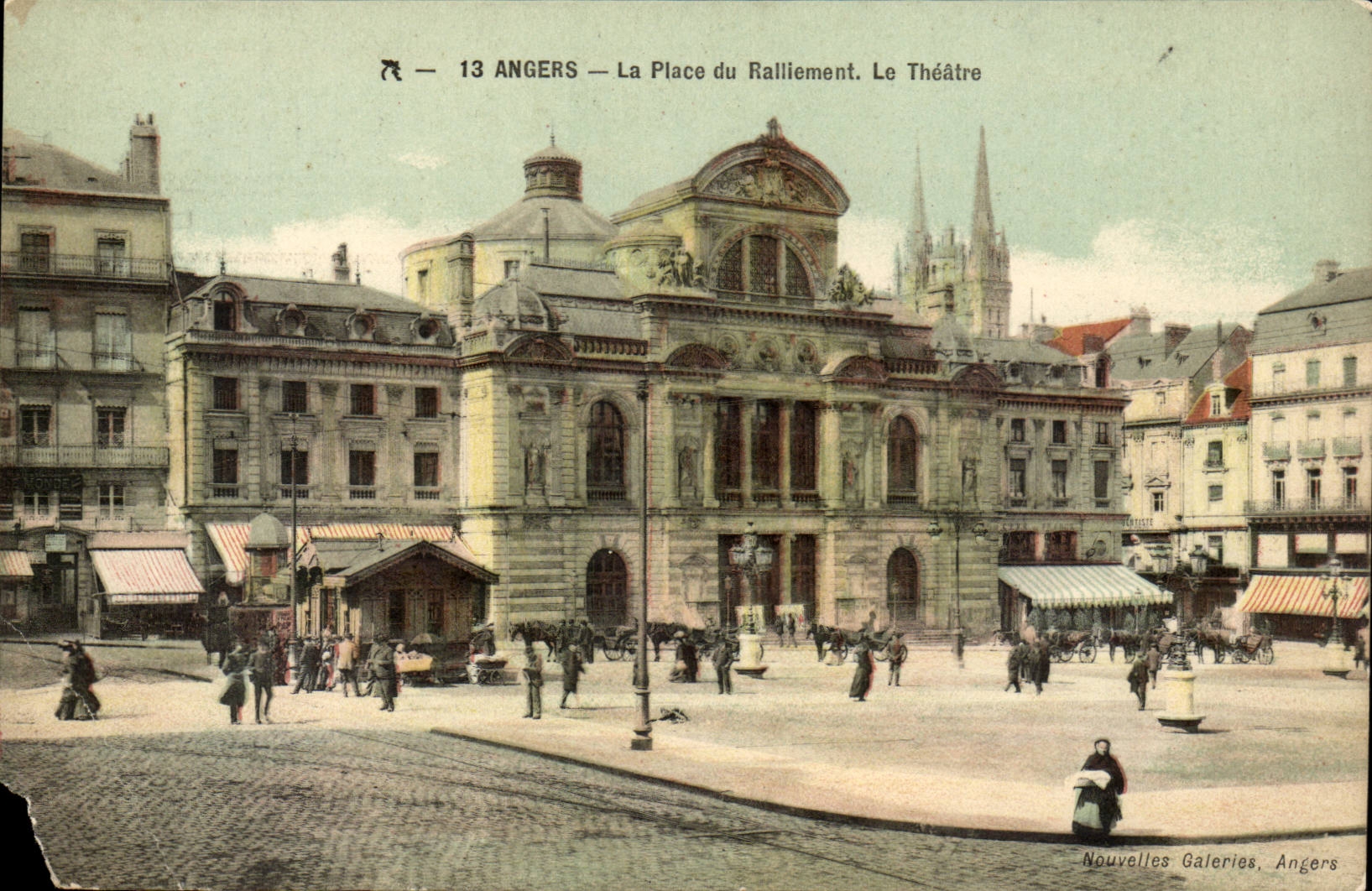 Angers CPA La place du ralliement Le theatre