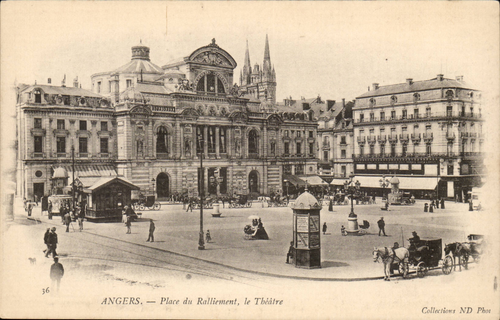 Angers CPA La place du ralliement Le theatre