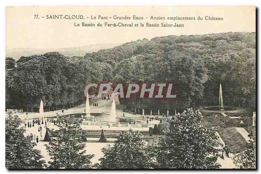 CPA Saint Cloud le Parc de Grandes Eaux ancien emplacement du Chateau le Basin du Fer a Cheval et le