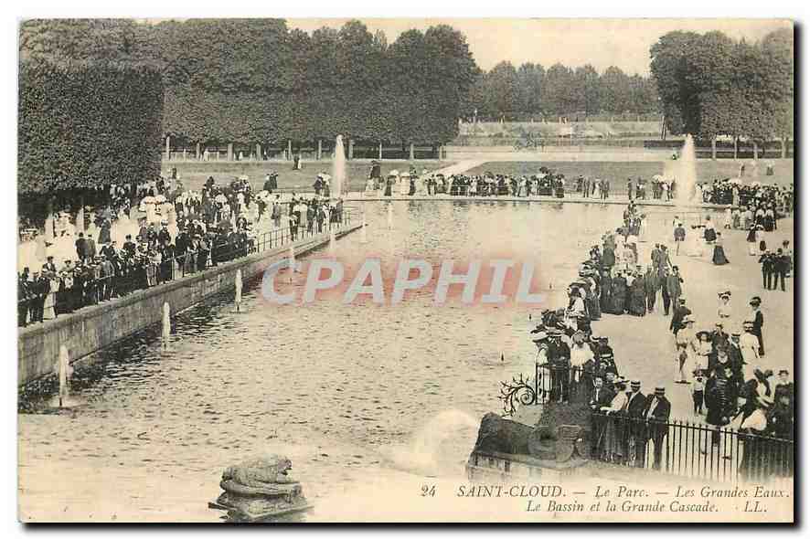 CPA Saint Cloud le Parc les Grandes Eaux le Bassin et la Grande Cascade 