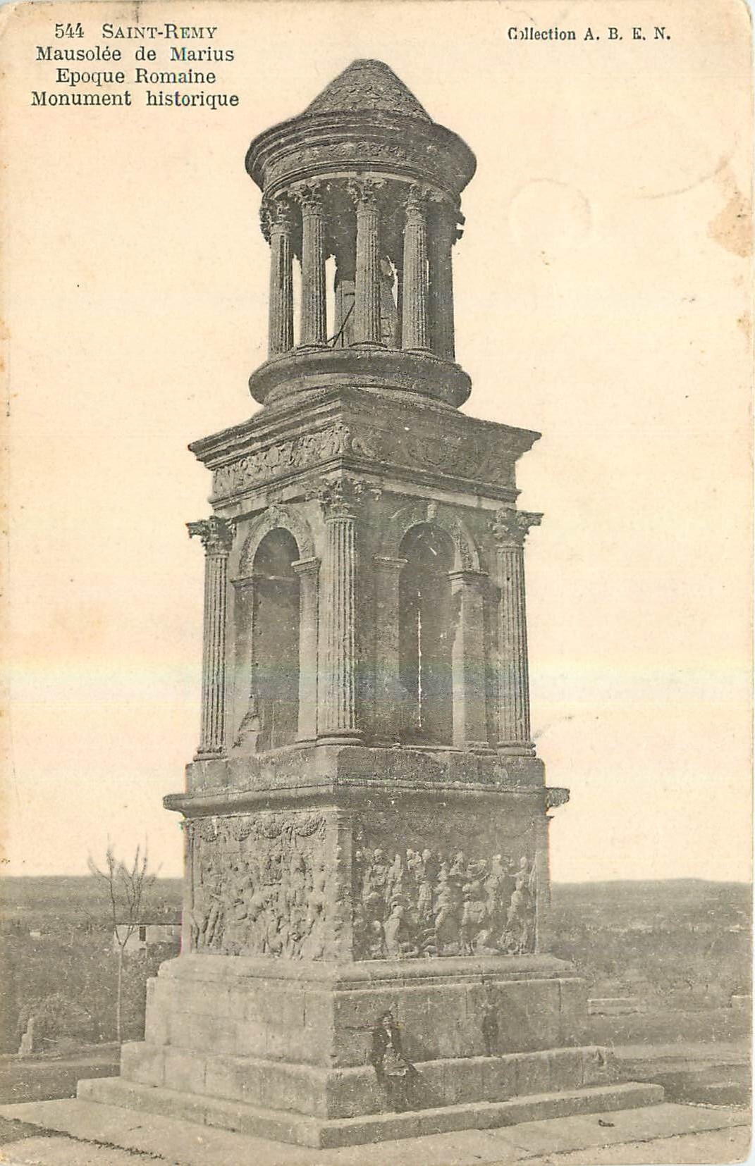 CPA Saint Remy Mausolee de Marius Epoque Romaine Monument historique 