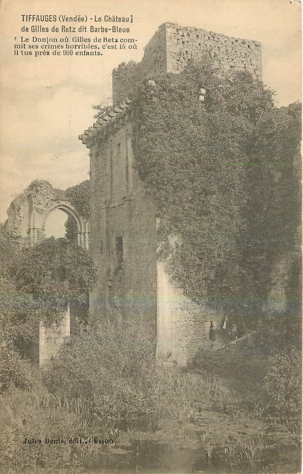 CPA Tiffauges Vendee Le Chateau de Gilles de Retz dit Barbe Bleue 
