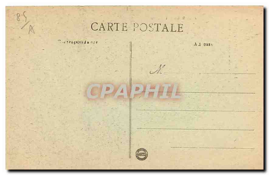 CPA Tiffauges Vendee Le Chateau de Gilles de Retz dit Barbe Bleue La Chapelle Porte d'entree princip — Back