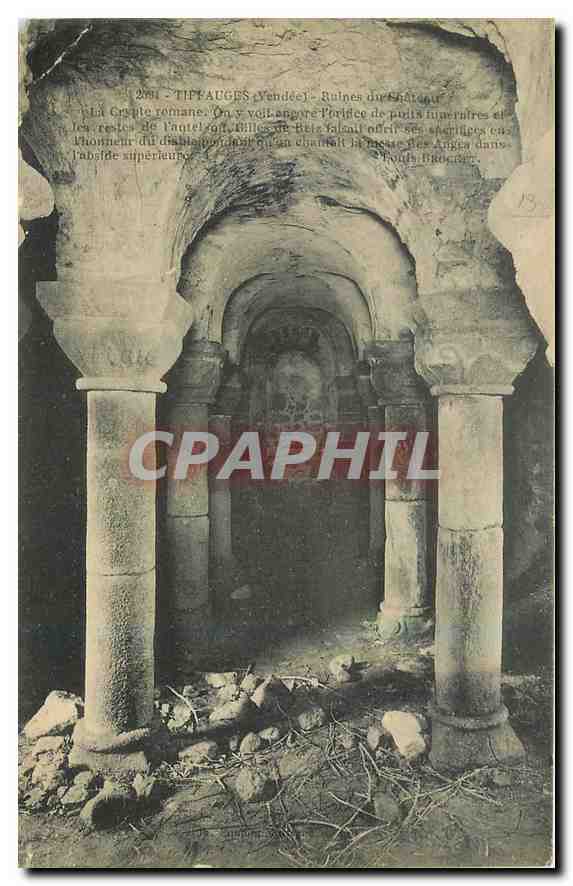 CPA Tiffauges Vendee Ruines du Chateau La Crypte romane 