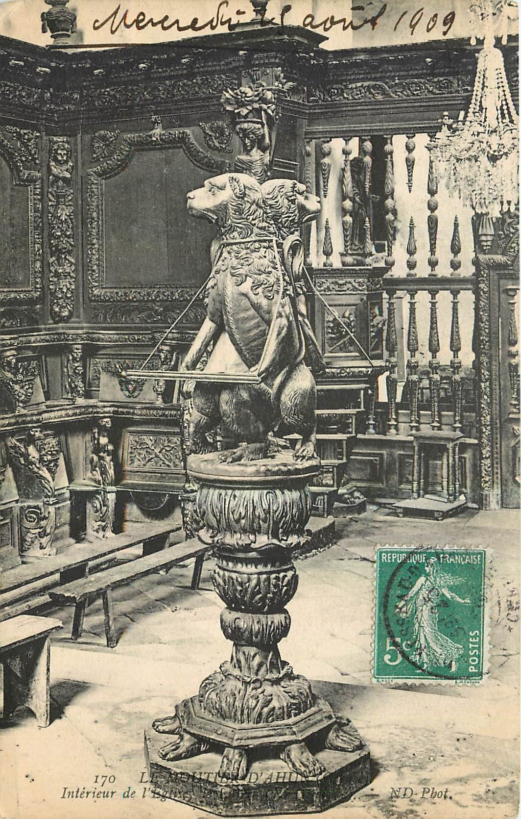 CPA Le Mouthier d'Ahun Interieur de l'eglise