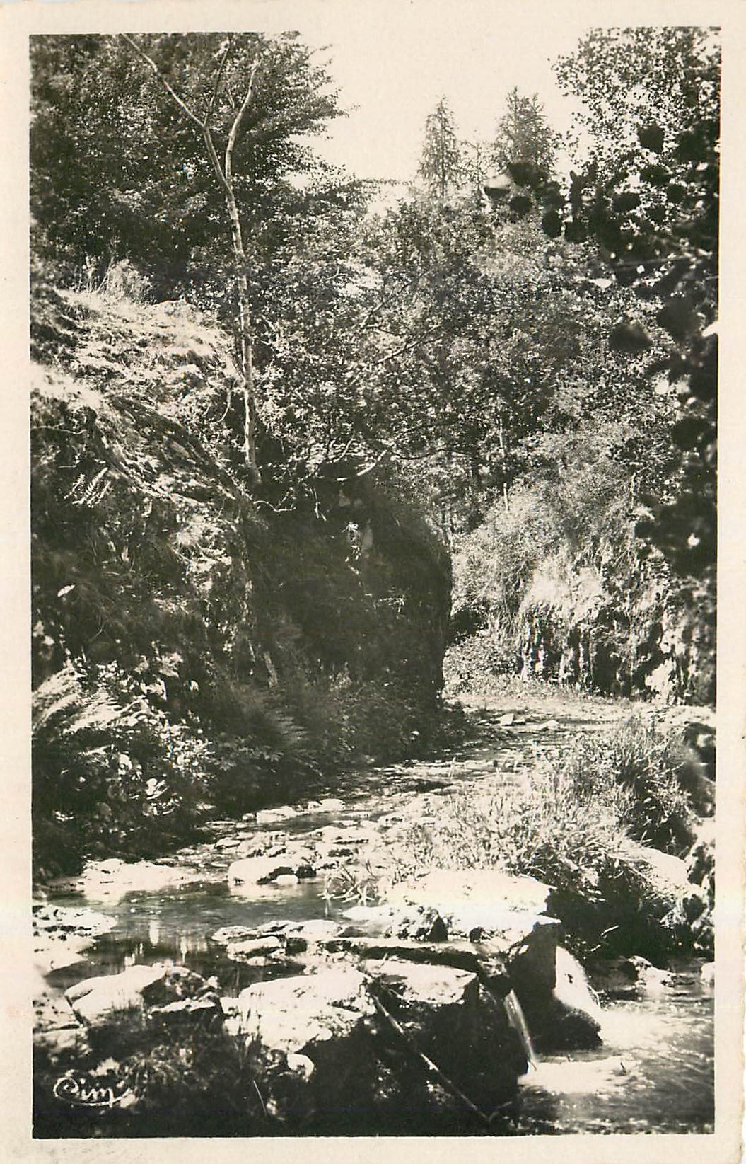 CPA Matour S et L Vallee de Tramby 