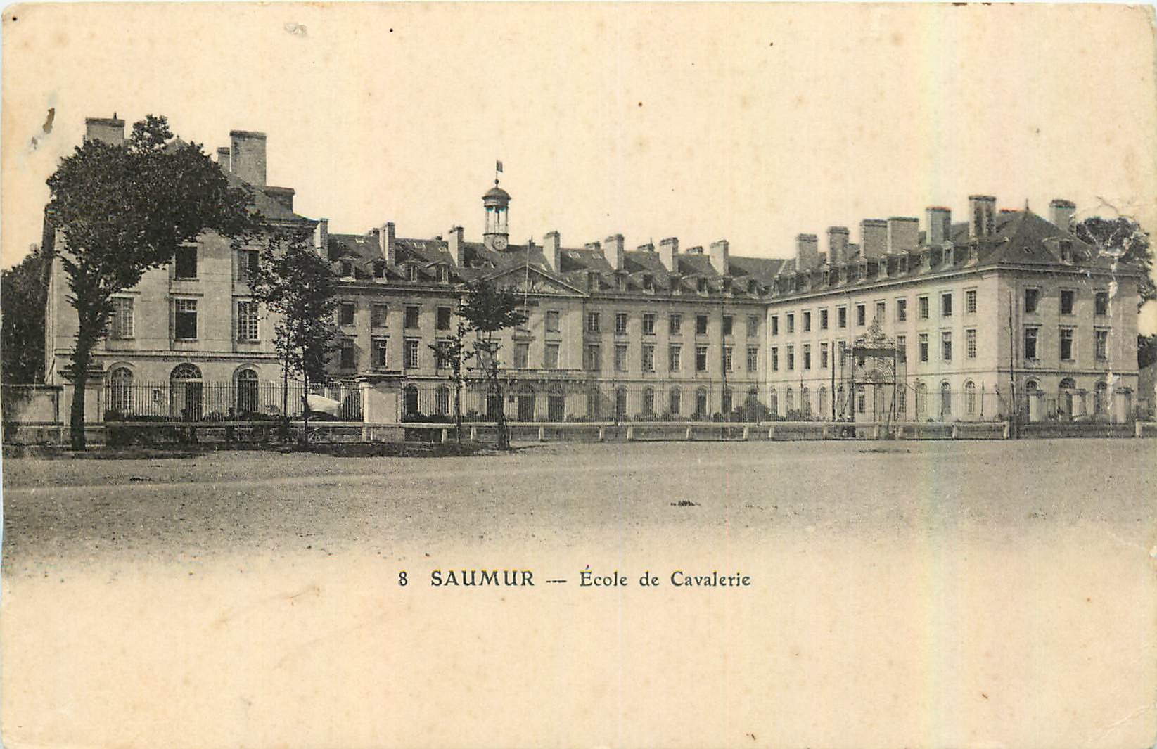 CPA Saumur Ecole de Cavalerie 