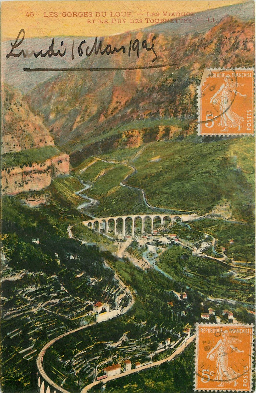 CPA Les Gorges du Loup Les Viaduc et le Puy des Tournettes 