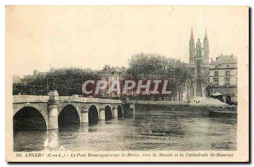 CPA Angers M et L Le Pont Beaurepaire sur la Maine vers la Montee et la Cathedrale St Maurice 